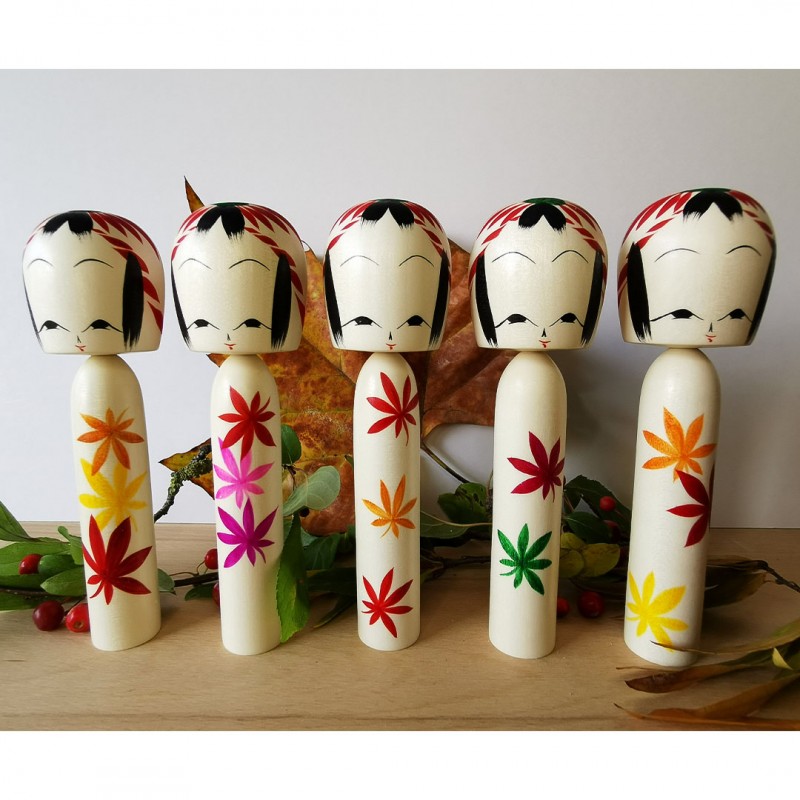 Grandes Kokeshi kaede par  Wagatsuma Noboru